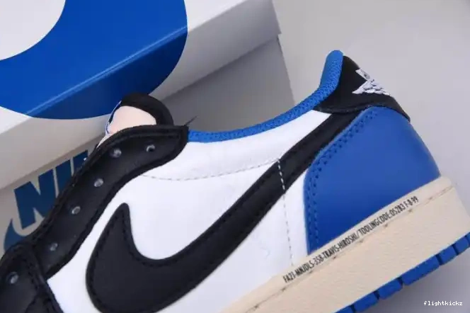 Travis Scott Air x DM7866-140 Design Low Fragment 1 x Retro Jordan 0701